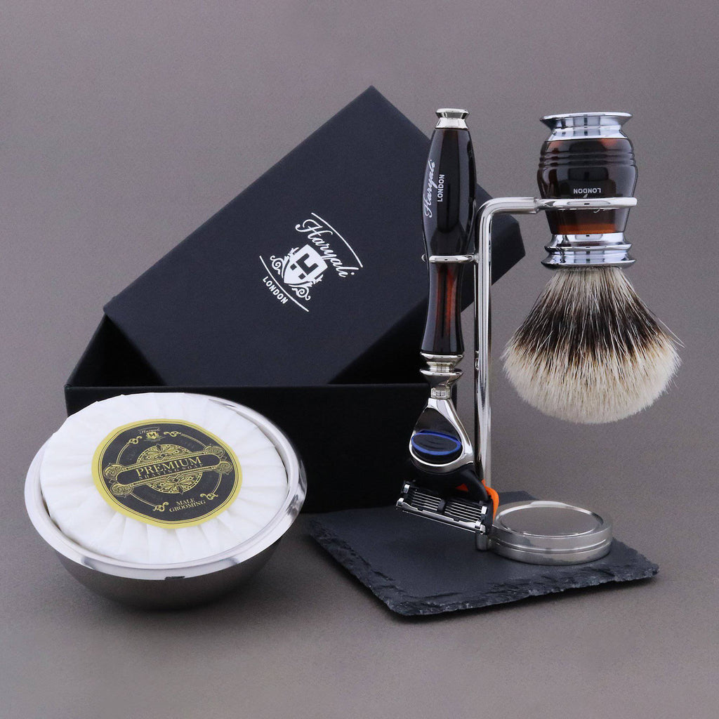 Haryali's Groove Range Shaving Kit - HARYALI LONDON