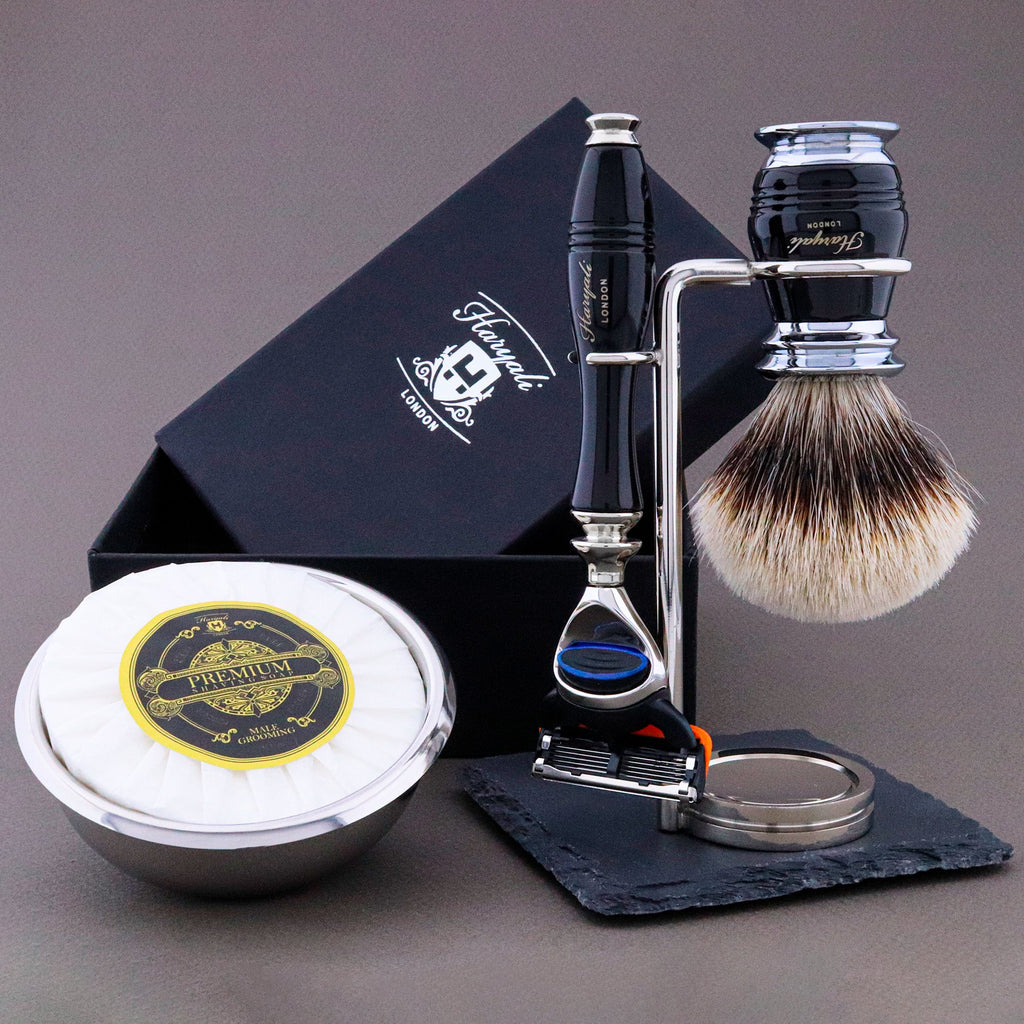 Haryali's Groove Range Shaving Kit - HARYALI LONDON