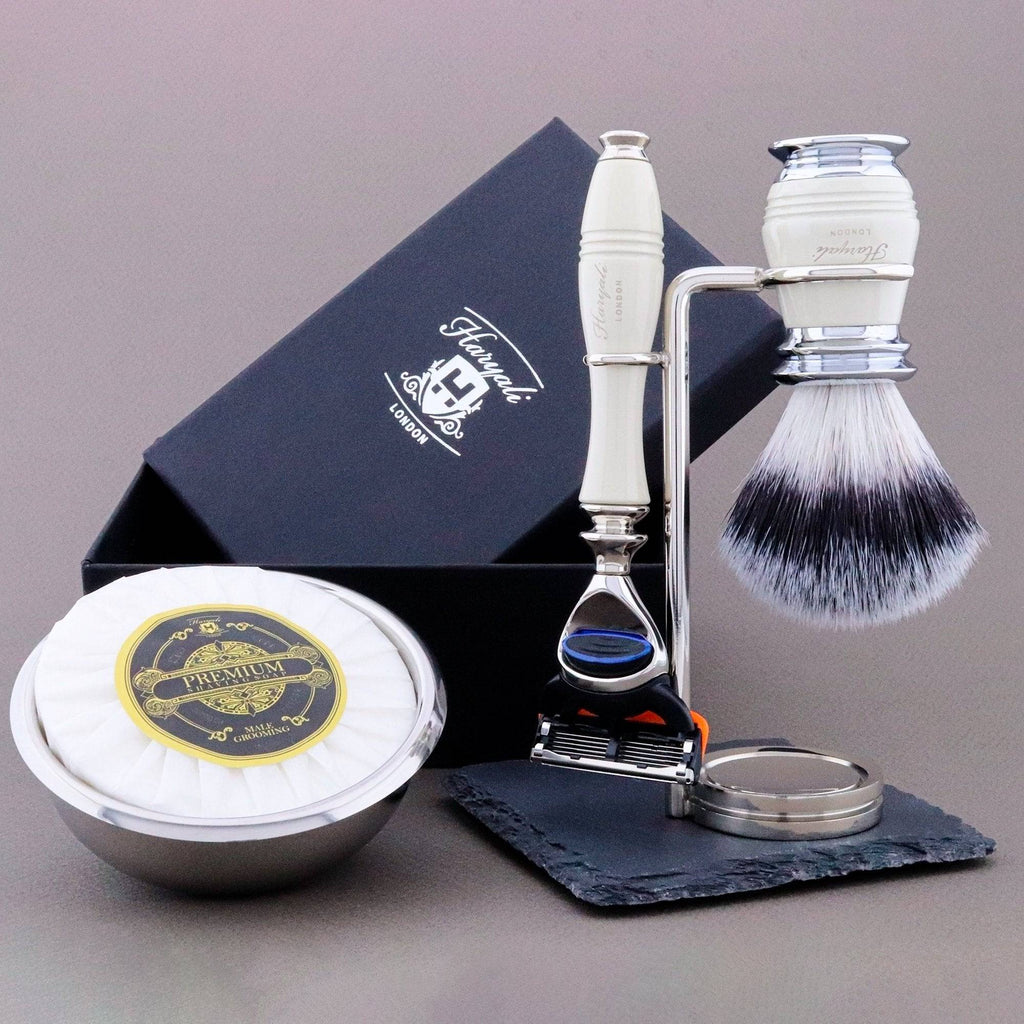 Haryali's Groove Range Shaving Kit - HARYALI LONDON