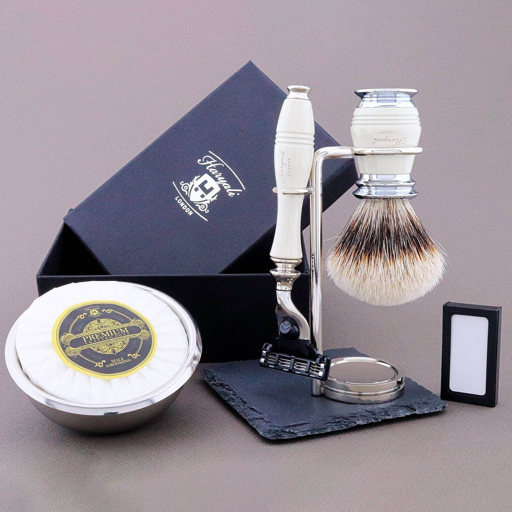 Haryali's Groove Range Shaving Kit - HARYALI LONDON