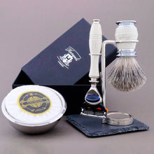 Load image into Gallery viewer, Haryali&#39;s Groove Range Shaving Kit - HARYALI LONDON