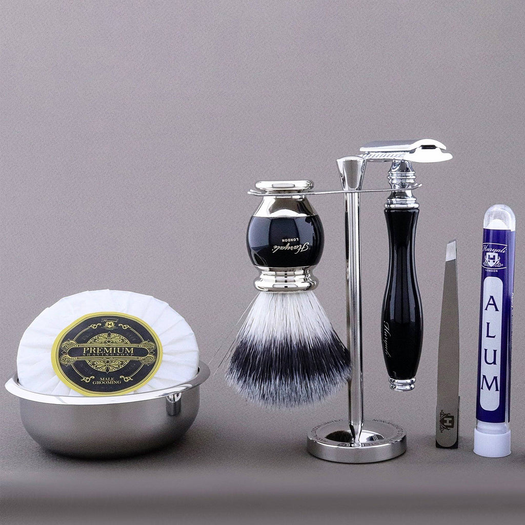 Haryali's Vase Range Shaving Kit - HARYALI LONDON