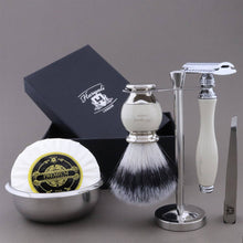 Load image into Gallery viewer, Haryali&#39;s Vase Range Shaving Kit 