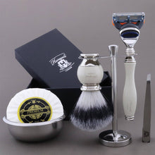 Load image into Gallery viewer, Haryali&#39;s Vase Range Shaving Kit 